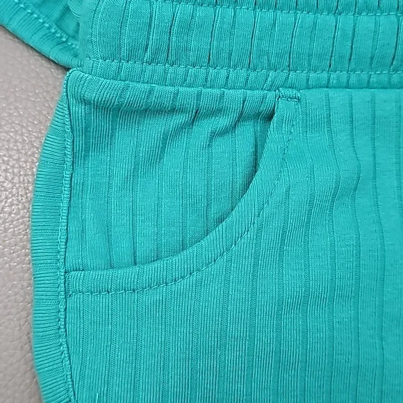 Girls size XS 4/5 Cat & Jack shorts 2 pair New with tags - Picture 5 of 8